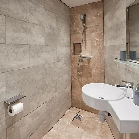 Host & - Groveside Saltburn-by-the-Sea